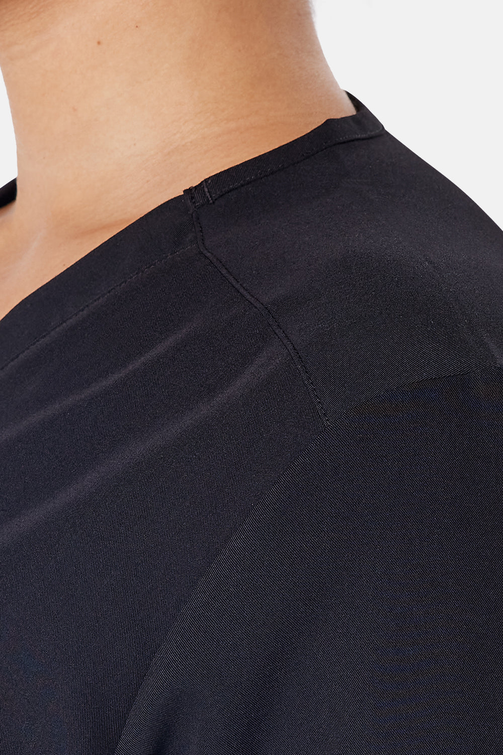 Ari Two Pocket Scrub Top - BEH-4955 - BLK